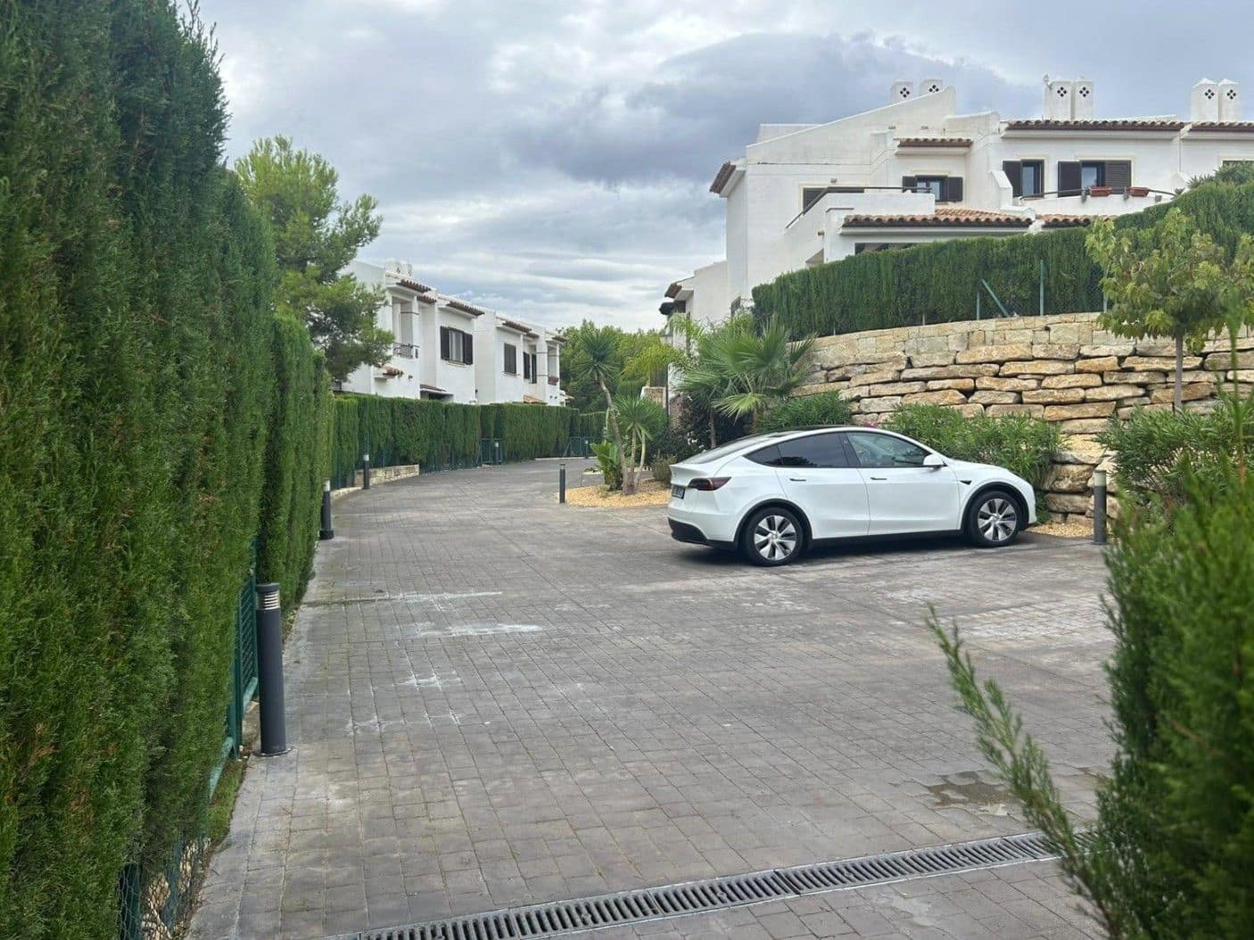 Pareado de 3 habitaciones en Finestrat en venta con piscina garaje - 499.000 € (Ref: 9744031)