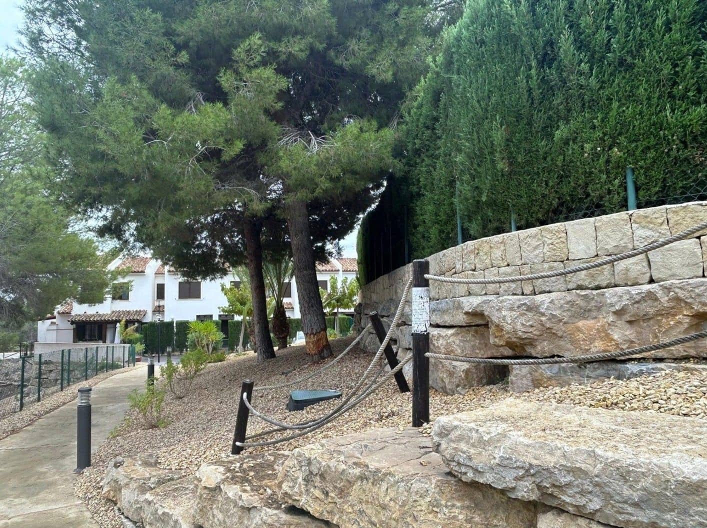 Pareado de 3 habitaciones en Finestrat en venta con piscina garaje - 499.000 € (Ref: 9744031)