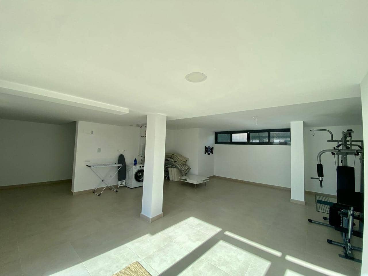 3 camera da letto Villa da affittare in La Nucia con piscina garage - 2.700 € (Rif: 9747090)