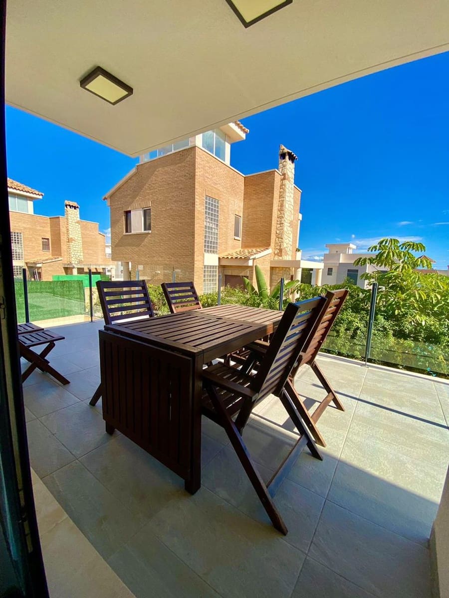 3 camera da letto Villa da affittare in La Nucia con piscina garage - 2.700 € (Rif: 9747090)