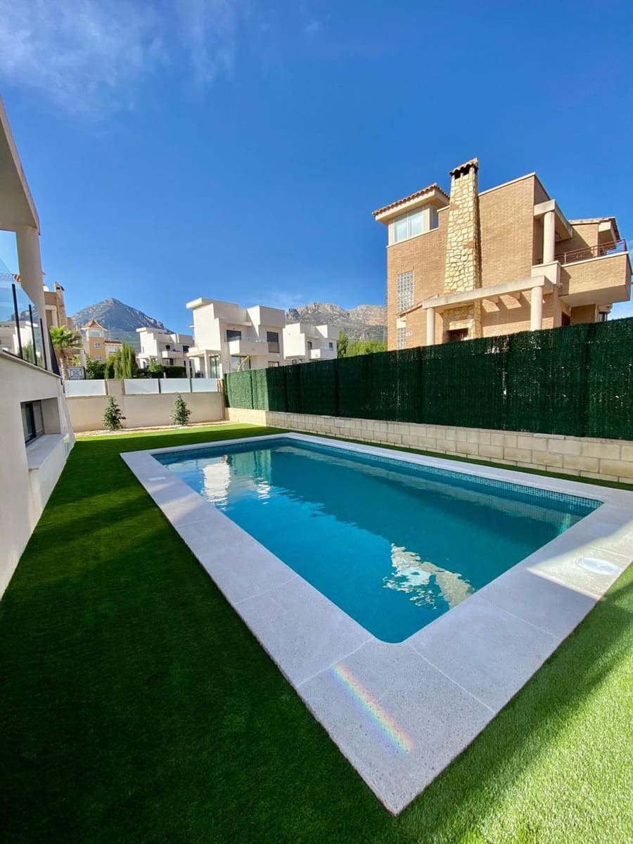 3 camera da letto Villa da affittare in La Nucia con piscina garage - 2.700 € (Rif: 9747090)