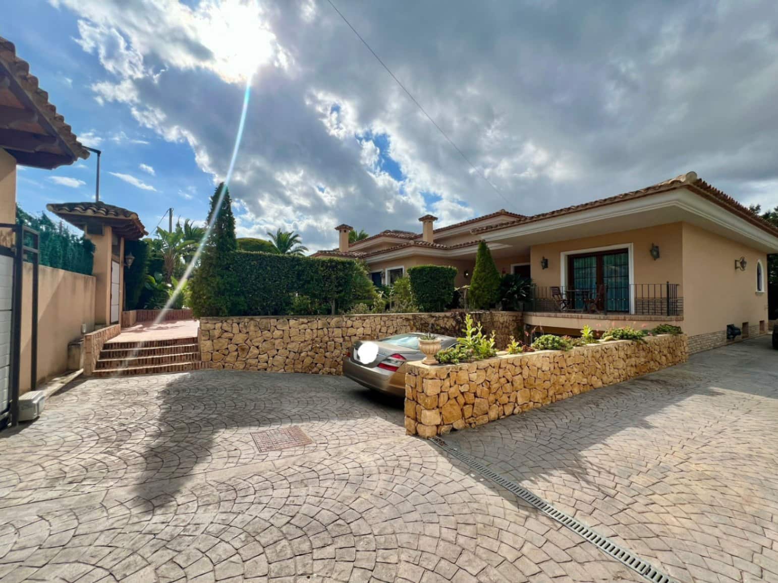 4 soverom Villa til salgs i Albir med svømmebasseng garasje - € 2 150 000 (Ref: 9747250)