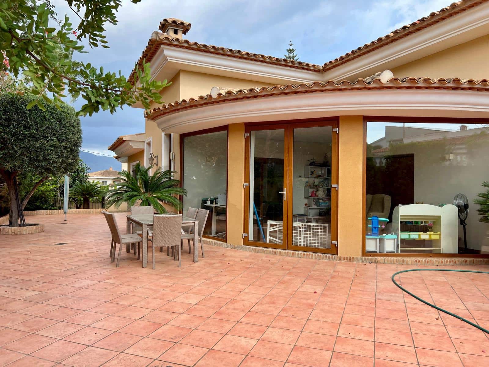 4 soverom Villa til salgs i Albir med svømmebasseng garasje - € 2 150 000 (Ref: 9747250)