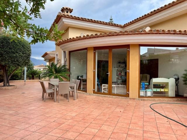 4 soverom Villa til salgs i Albir, Alfaz del Pi / L'Alfàs del Pi med svømmebasseng garasje - € 2 150 000 (Ref: 9747250)