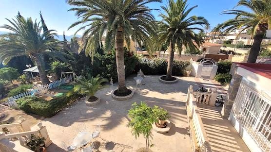 5 sovrum Villa till salu i Pueblo - Urbanizaciones, Alfaz del Pi / L'Alfàs del Pi med pool garage - 635 000 € (Ref: 9751279)