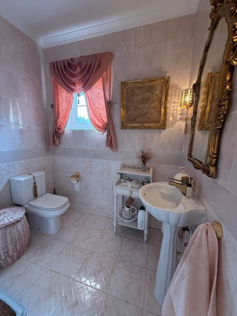 Chalet de 5 habitaciones en Alfaz del Pi / L'Alfàs del Pi en venta con piscina garaje - 813.000 € (Ref: 9751280)