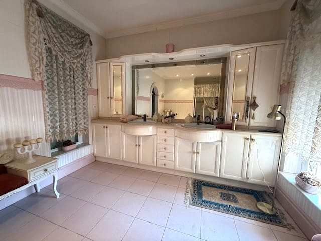 Chalet de 5 habitaciones en Alfaz del Pi / L'Alfàs del Pi en venta con piscina garaje - 813.000 € (Ref: 9751280)