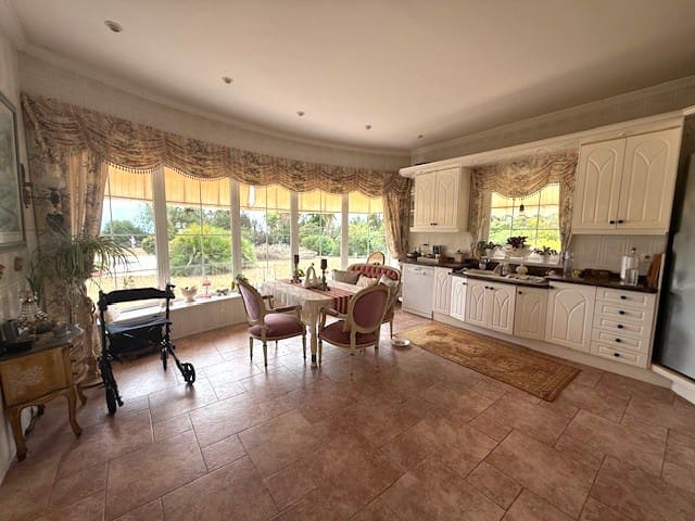 Chalet de 5 habitaciones en Pueblo - Urbanizaciones, Alfaz del Pi / L'Alfàs del Pi en venta con piscina garaje - 813.000 € (Ref: 9751280)