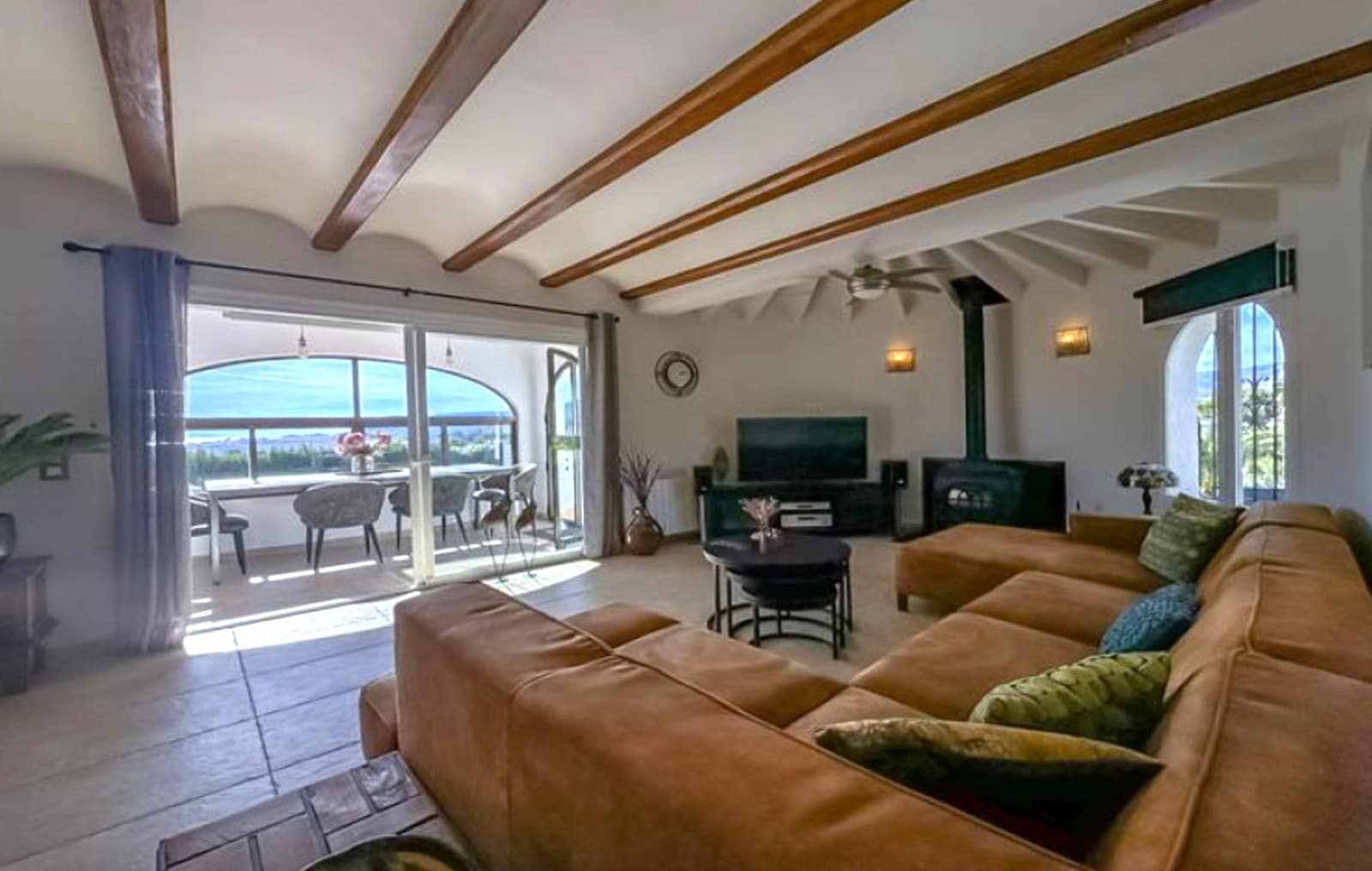 6 bedroom Villa for sale in Calpe / Calp with pool garage - € 749,000 (Ref: 9757820)