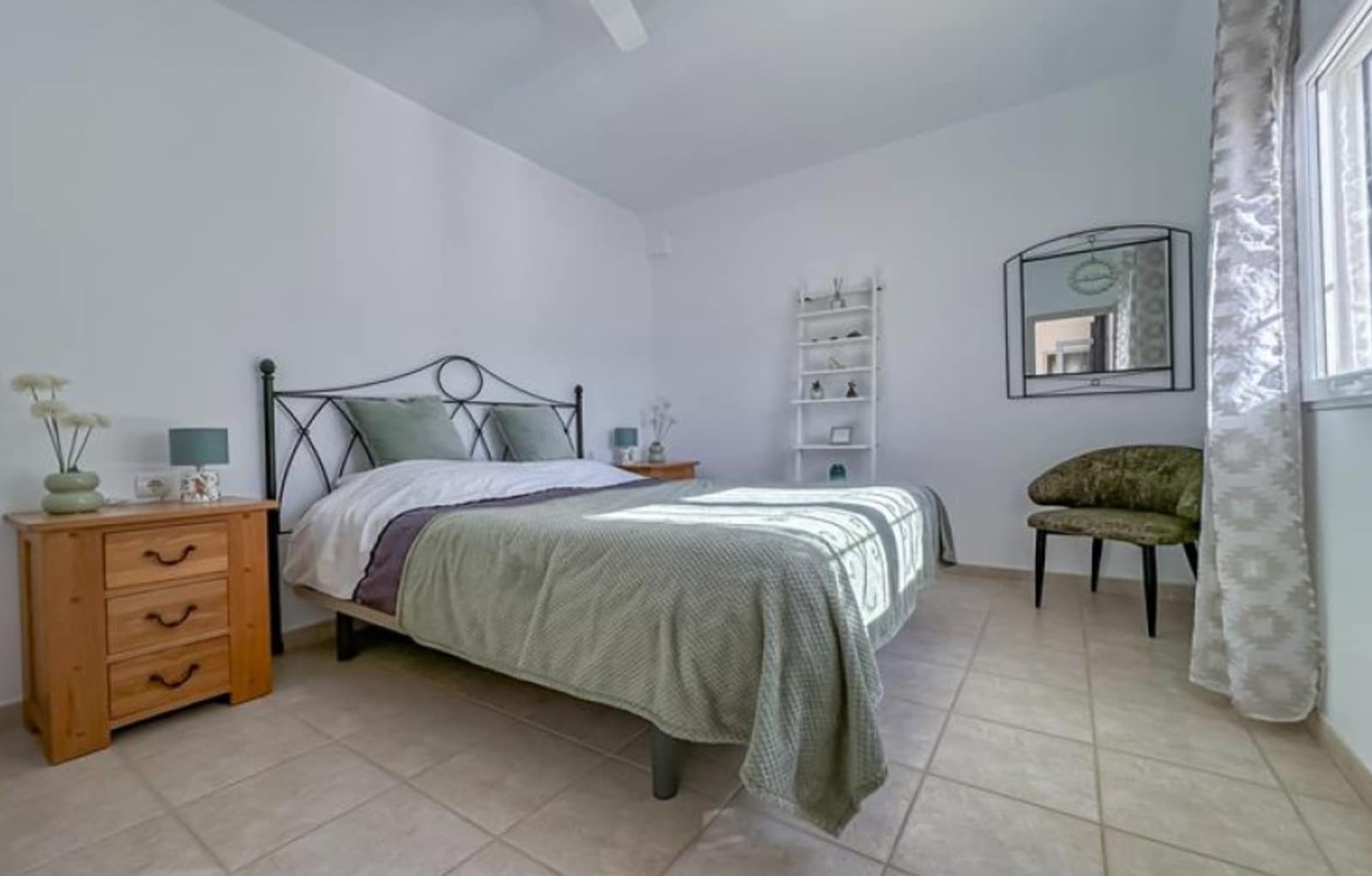 6 bedroom Villa for sale in Calpe / Calp with pool garage - € 749,000 (Ref: 9757820)