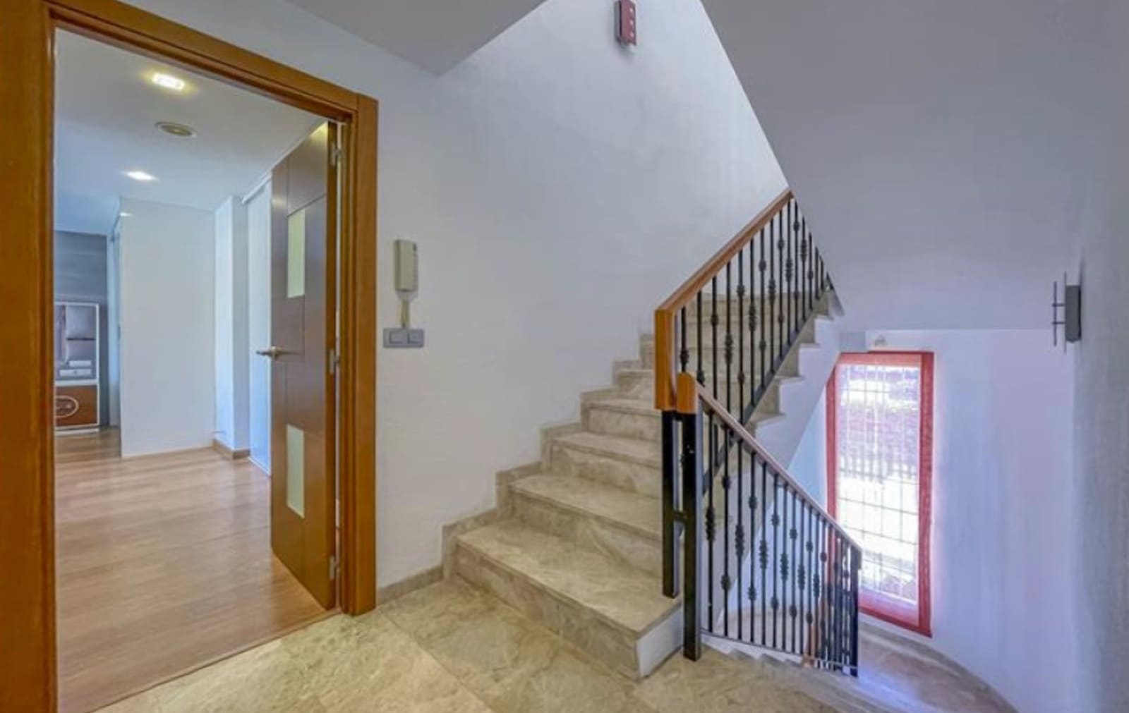 6 chambre Villa/Maison à vendre à Benidorm avec piscine garage - 890 000 € (Ref: 9758192)