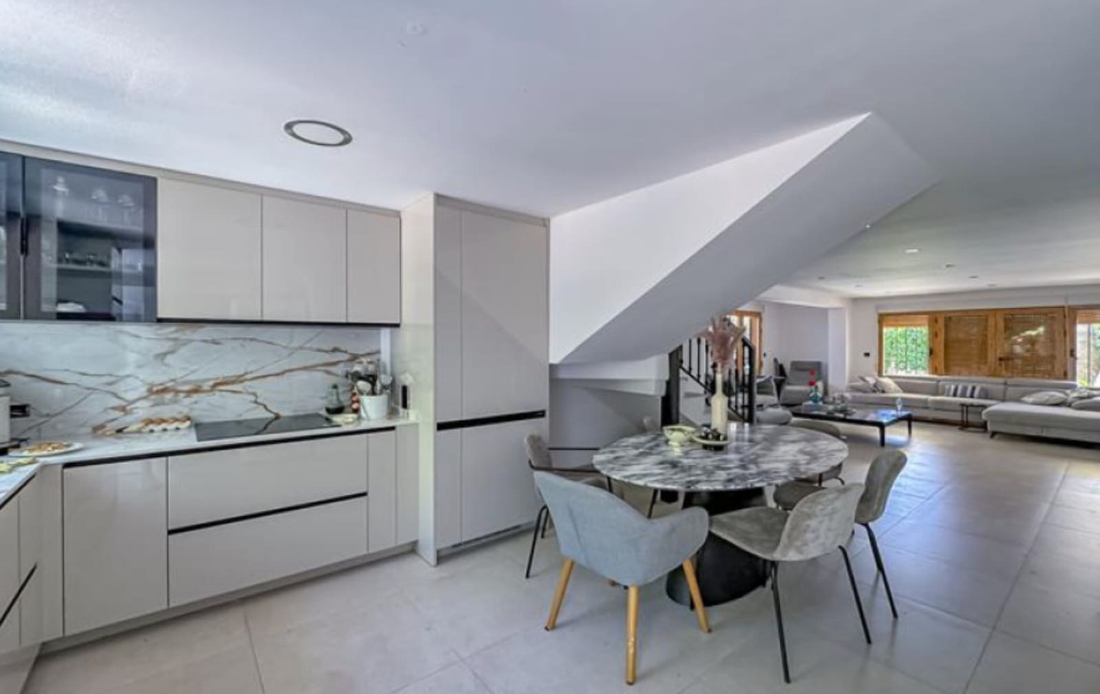 4 slaapkamer Villa te koop in Albir met zwembad garage - € 820.000 (Ref: 9758193)