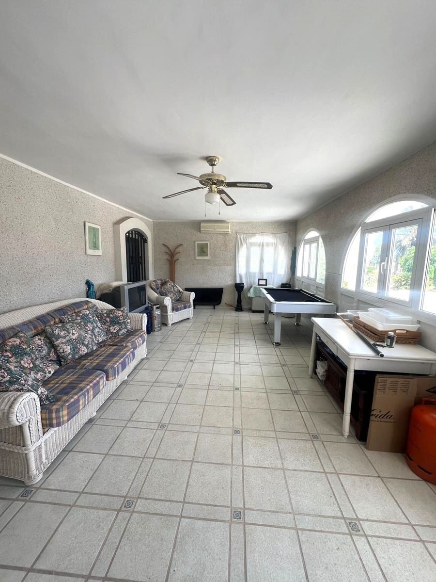 10 camera da letto Villa in vendita in La Nucia con piscina garage - 1.800.000 € (Rif: 9772473)