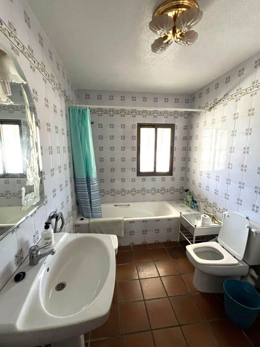 10 camera da letto Villa in vendita in La Nucia con piscina garage - 1.800.000 € (Rif: 9772473)