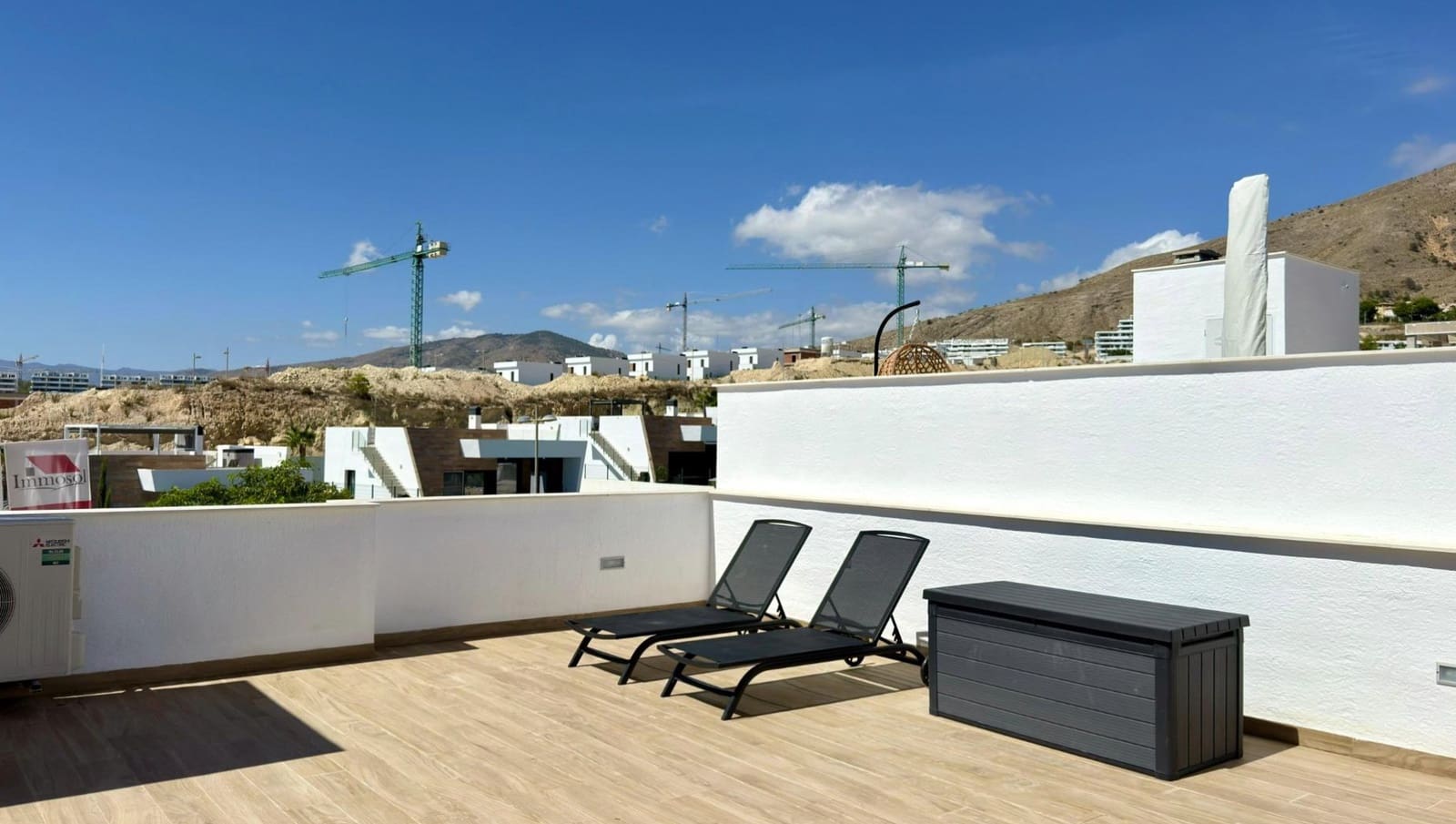 Ático de 2 habitaciones en Finestrat en venta con piscina garaje - 370.000 € (Ref: 9780012)