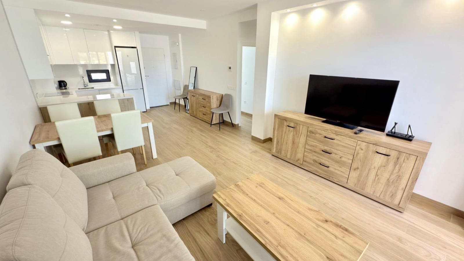 Ático de 2 habitaciones en Finestrat en venta con piscina garaje - 370.000 € (Ref: 9780012)