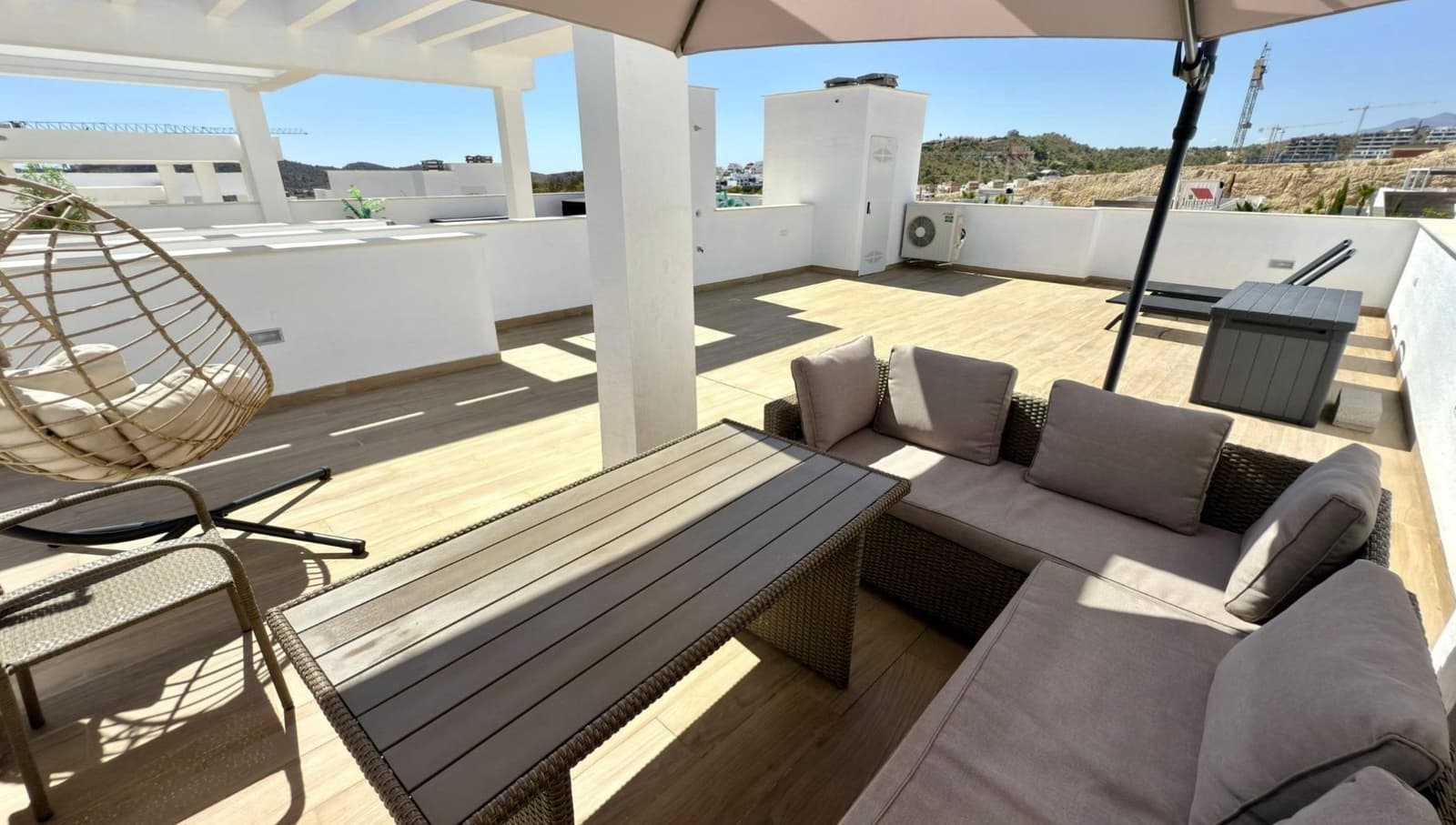 Ático de 2 habitaciones en Finestrat en venta con piscina garaje - 370.000 € (Ref: 9780012)