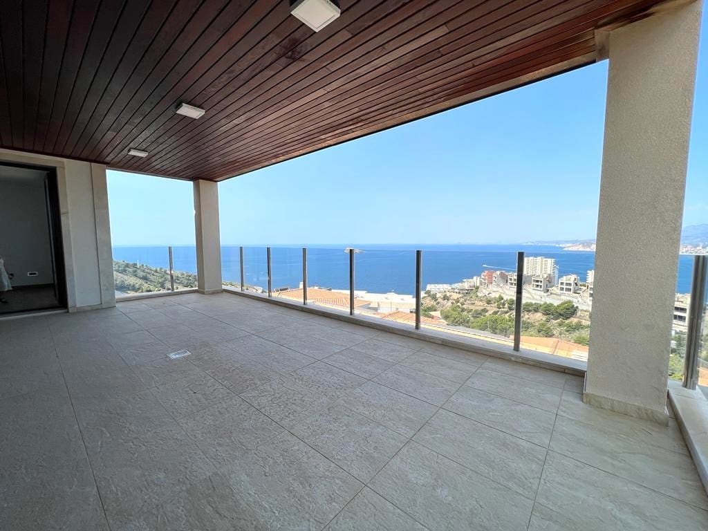 4 bedroom Villa for sale in Benidorm with pool garage - € 3,100,000 (Ref: 9785068)