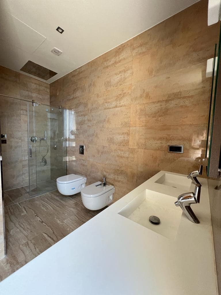 4 bedroom Villa for sale in Benidorm with pool garage - € 3,100,000 (Ref: 9785068)