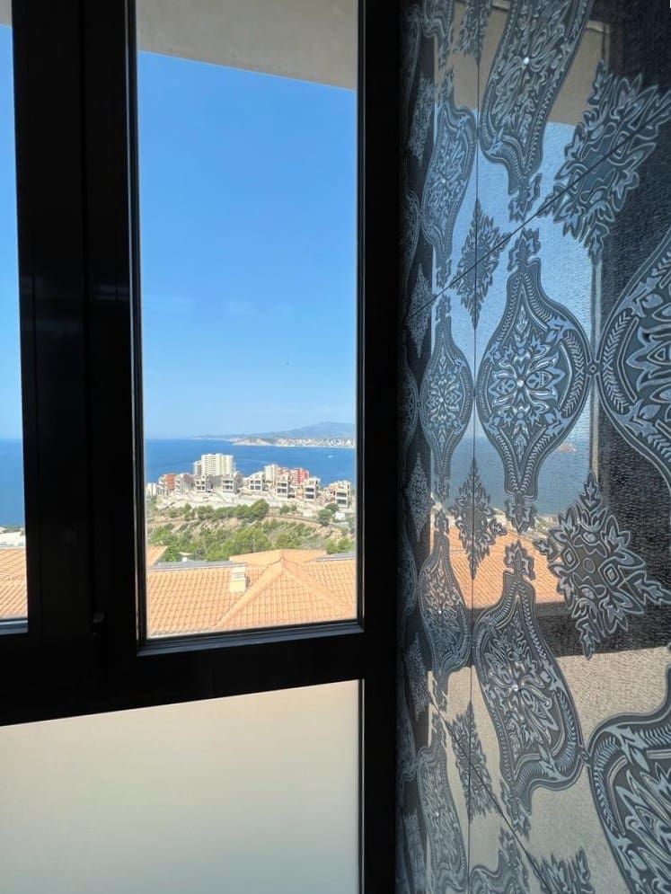 4 bedroom Villa for sale in Benidorm with pool garage - € 3,100,000 (Ref: 9785068)