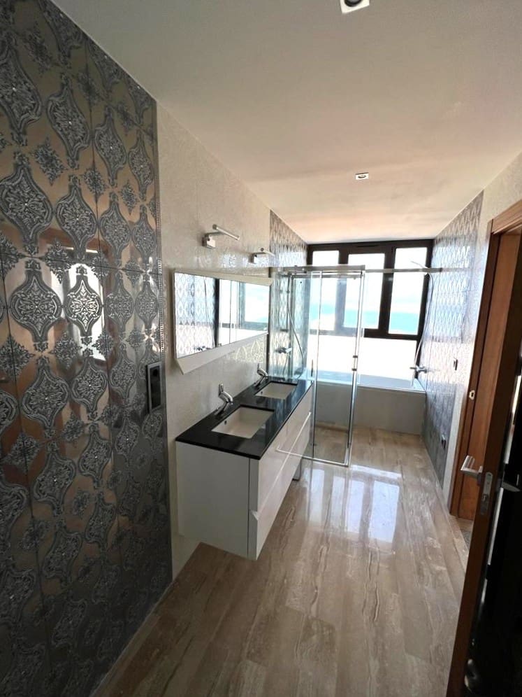 4 bedroom Villa for sale in Benidorm with pool garage - € 3,100,000 (Ref: 9785068)