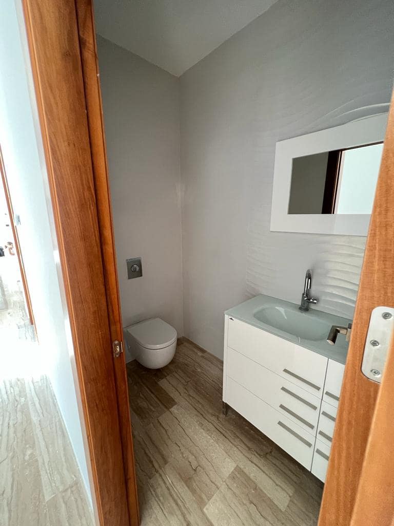 4 bedroom Villa for sale in Benidorm with pool garage - € 3,100,000 (Ref: 9785068)