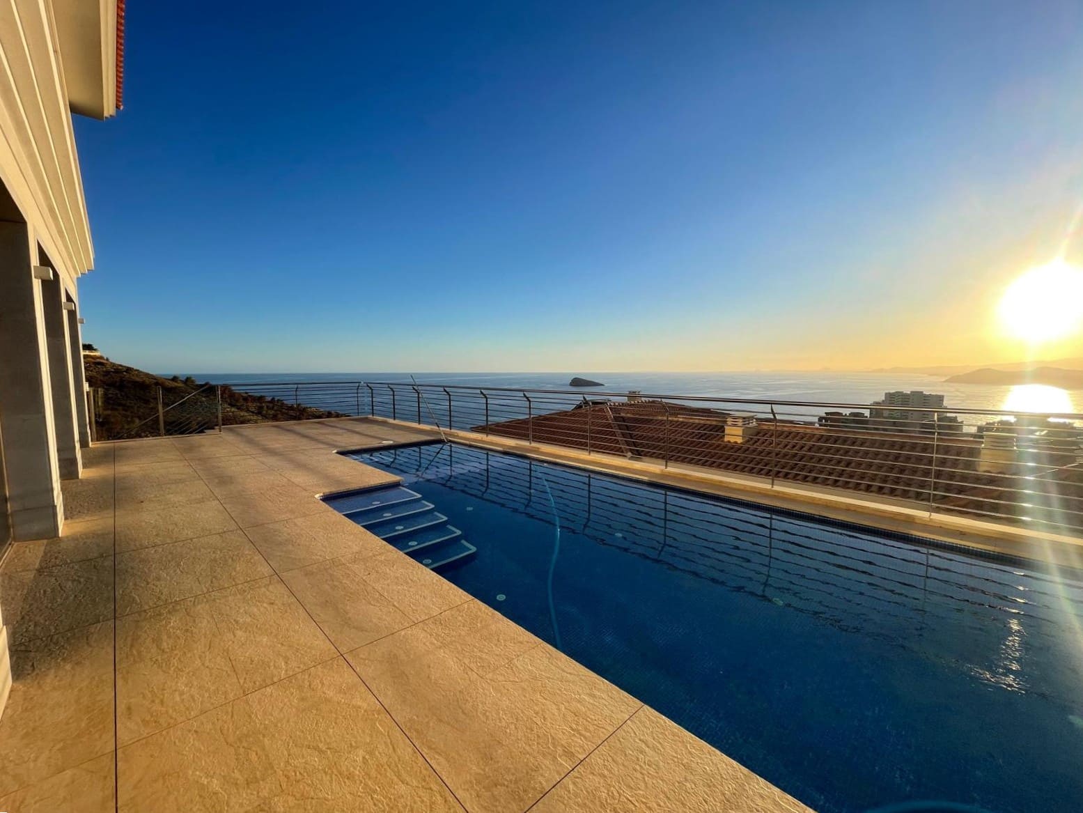 4 bedroom Villa for sale in Benidorm with pool garage - € 3,100,000 (Ref: 9785068)