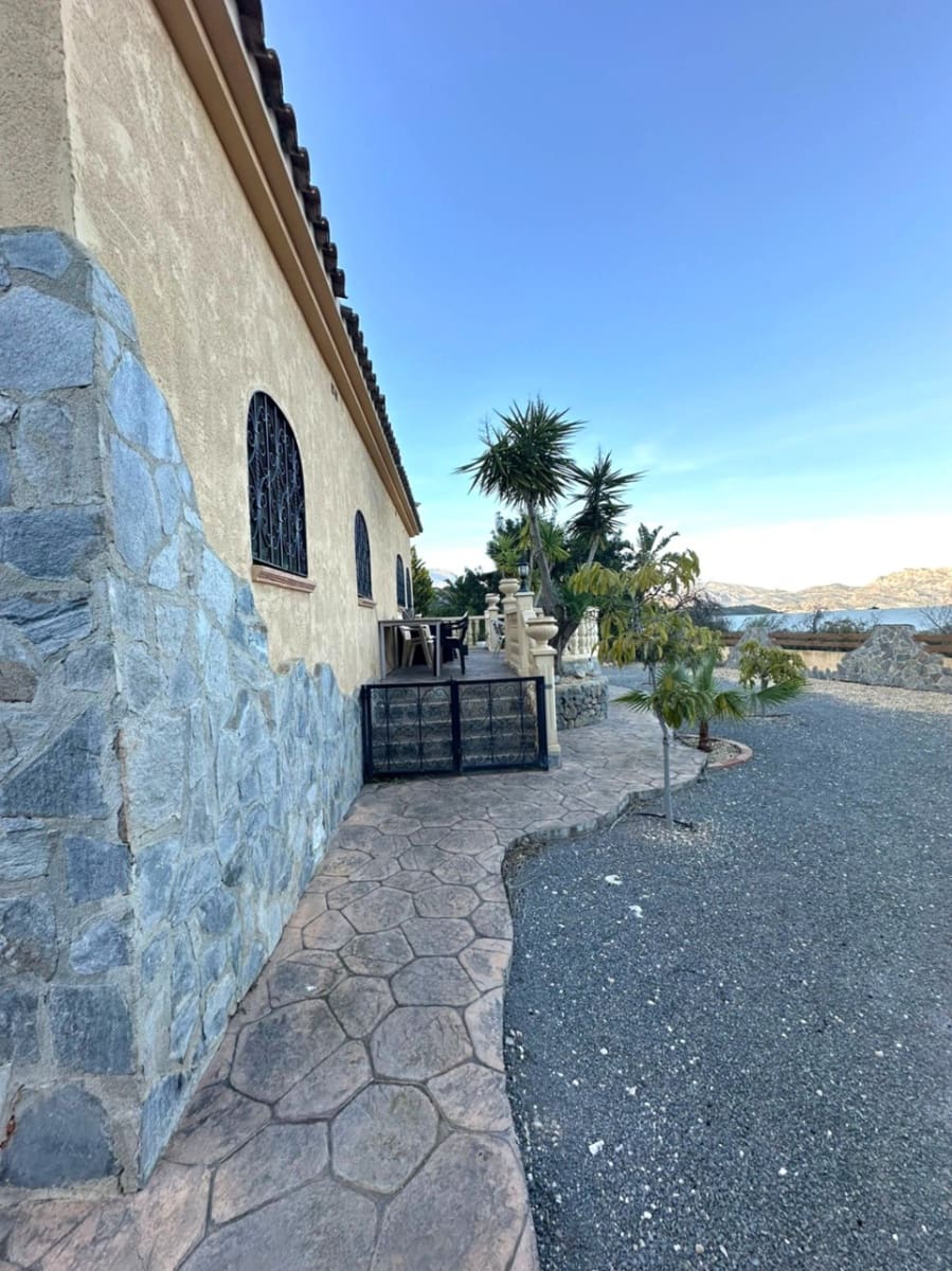 4 bedroom Villa for sale in Polop with garage - € 630,000 (Ref: 9785069)