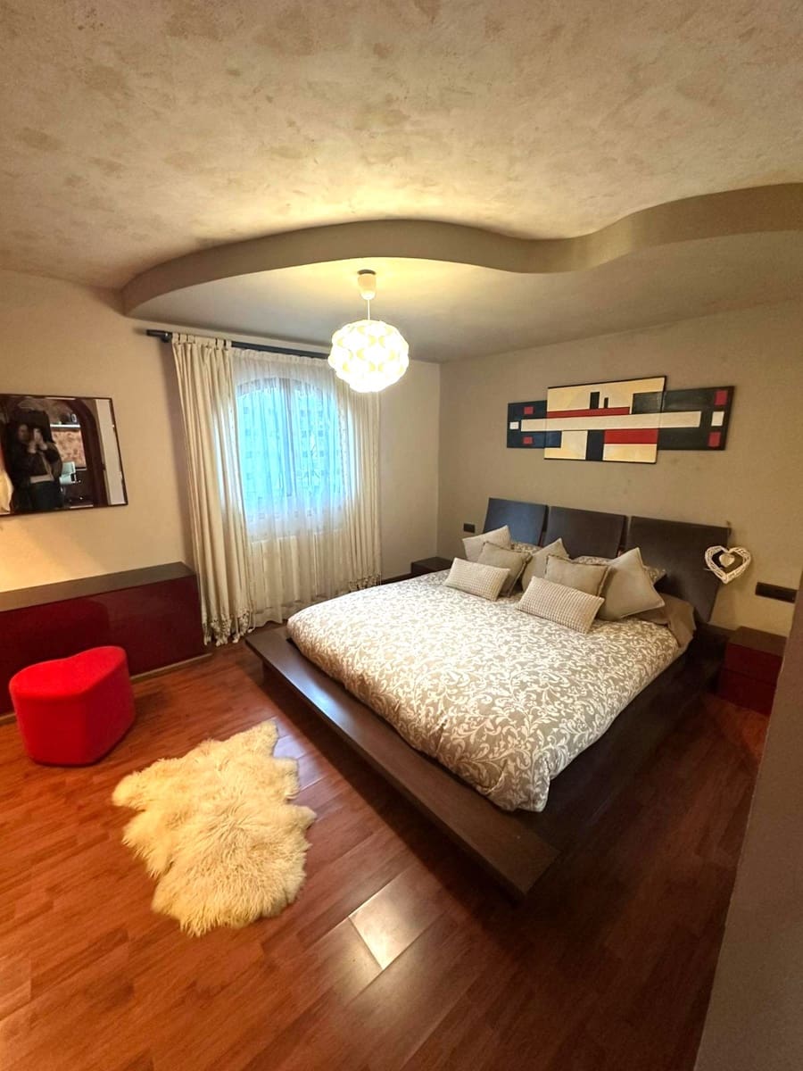 4 bedroom Villa for sale in Polop with garage - € 630,000 (Ref: 9785069)