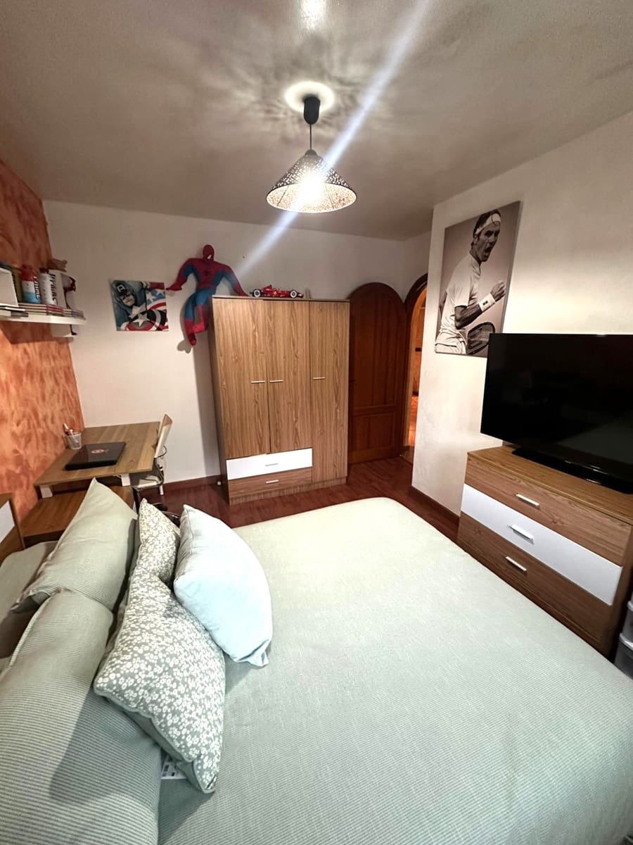 4 bedroom Villa for sale in Polop with garage - € 630,000 (Ref: 9785069)