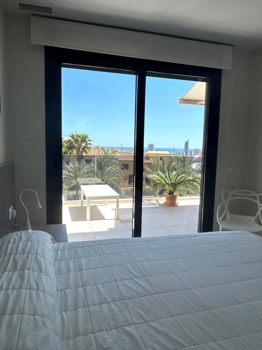 3 sypialnia Penthouse na sprzedaż w Finestrat z basenem garażem - 550 000 € (Ref: 9807502)