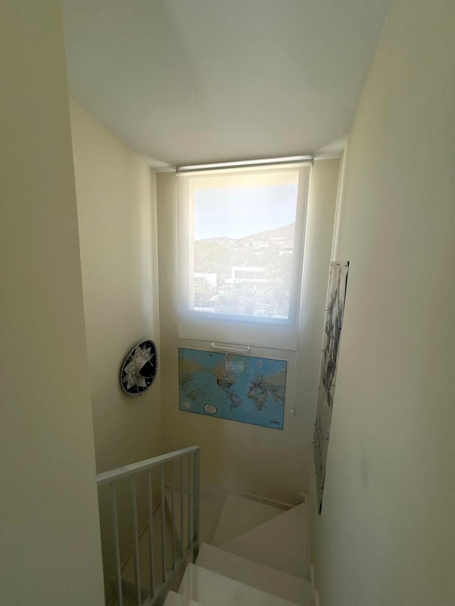 3 sypialnia Penthouse na sprzedaż w Finestrat z basenem garażem - 550 000 € (Ref: 9807502)