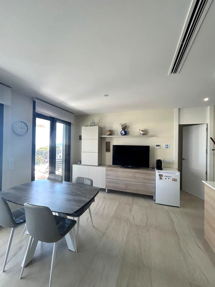 3 sypialnia Penthouse na sprzedaż w Finestrat z basenem garażem - 550 000 € (Ref: 9807502)