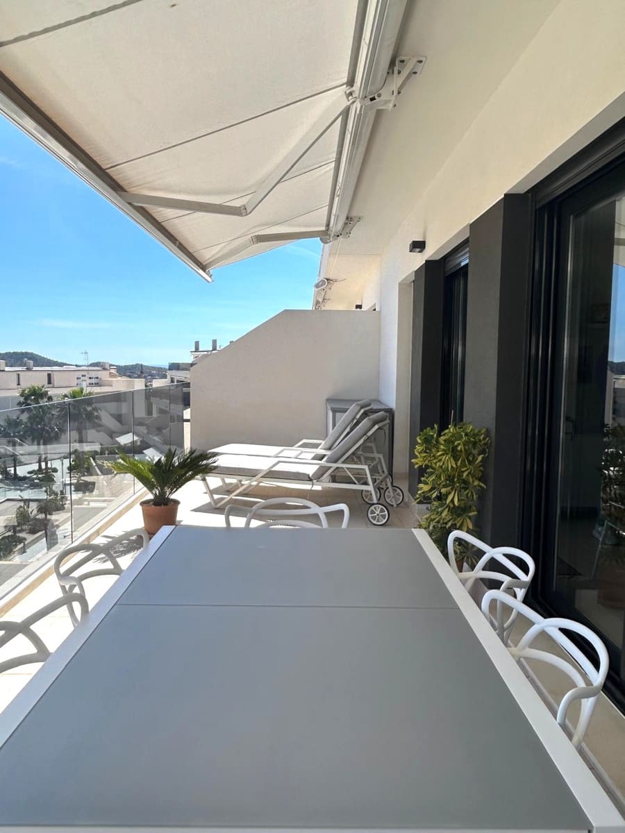 3 sypialnia Penthouse na sprzedaż w Finestrat z basenem garażem - 550 000 € (Ref: 9807502)