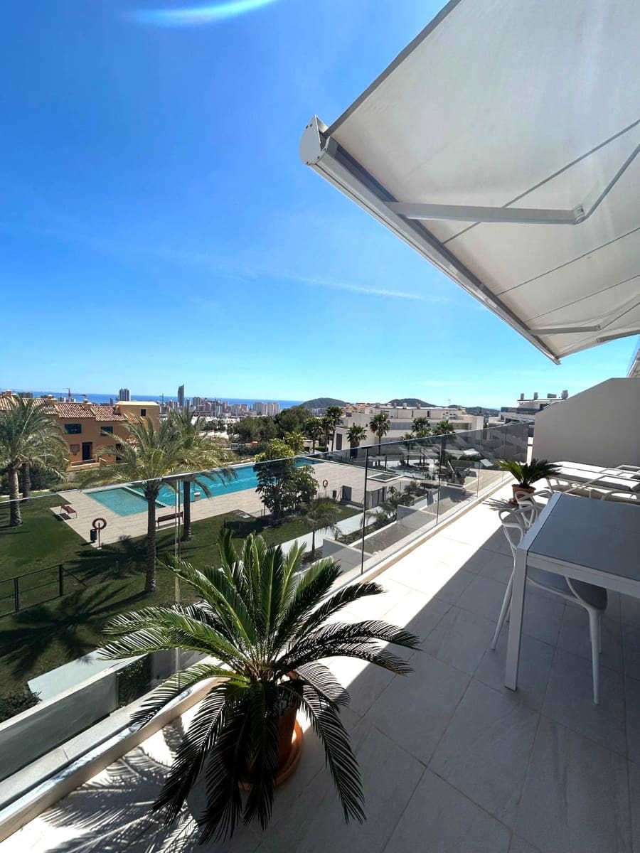 3 sypialnia Penthouse na sprzedaż w Finestrat z basenem garażem - 550 000 € (Ref: 9807502)