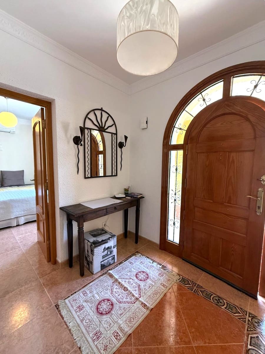 3 slaapkamer Villa te koop in La Nucia met garage - € 525.000 (Ref: 9827562)