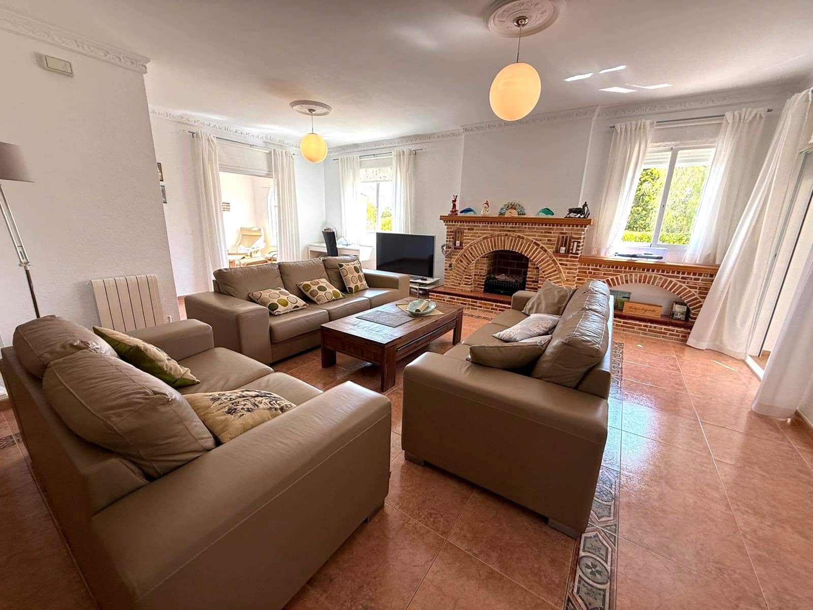 3 slaapkamer Villa te koop in La Nucia met garage - € 525.000 (Ref: 9827562)