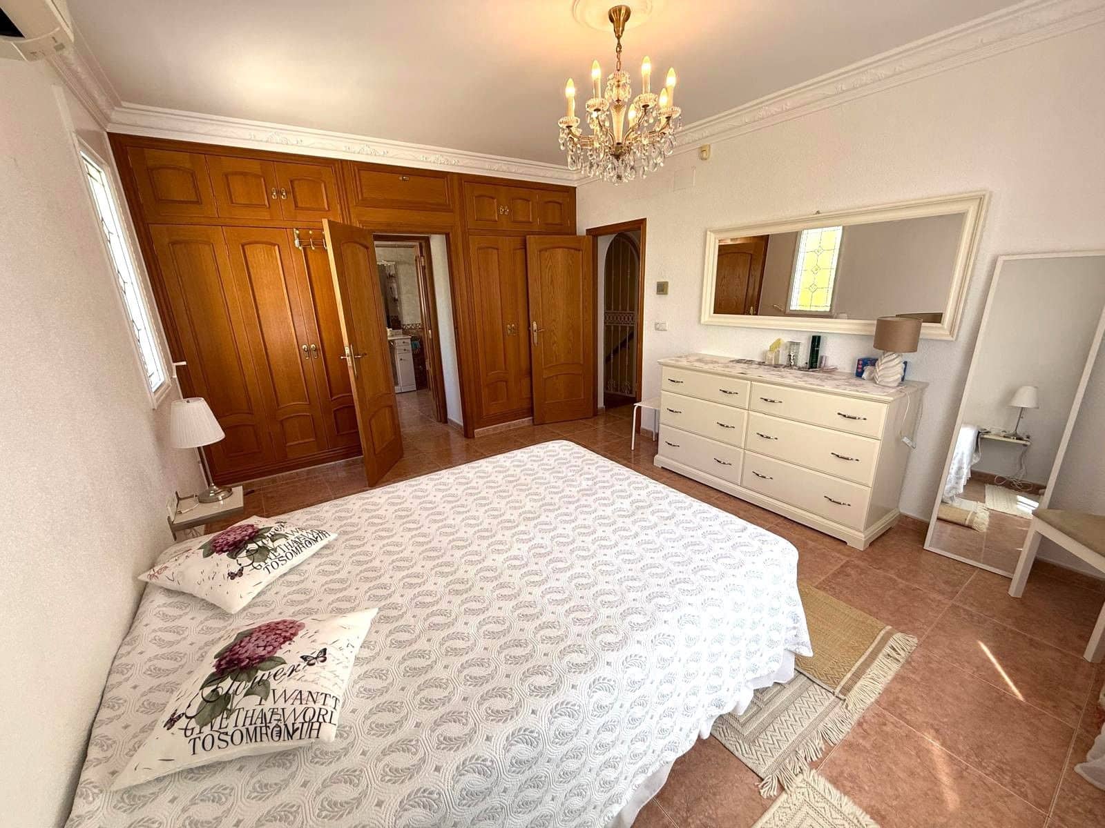 3 slaapkamer Villa te koop in La Nucia met garage - € 525.000 (Ref: 9827562)