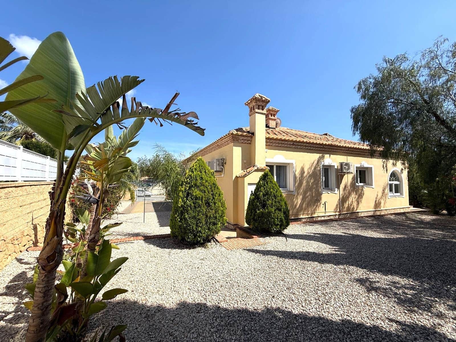 3 slaapkamer Villa te koop in La Nucia met garage - € 525.000 (Ref: 9827562)