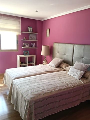 3 sypialnia Apartament do wynajęcia w Foietes, Benidorm z basenem garażem - 1 800 € (Ref: 9830540)