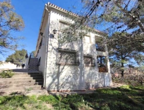 6 soveværelse Villa til salg i La Nucia med garage - € 840.000 (Ref: 9847890)