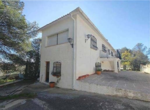 6 soveværelse Villa til salg i La Nucia med garage - € 840.000 (Ref: 9847890)