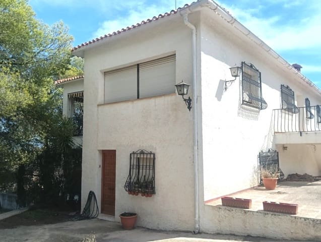 6 soveværelse Villa til salg i La Nucia Pueblo  , La Nucia med garage - € 840.000 (Ref: 9847890)