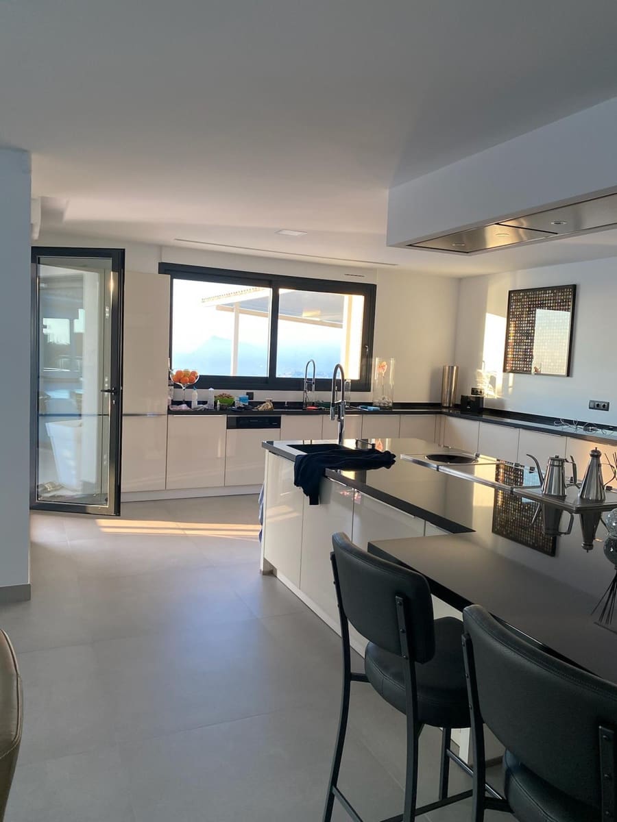 Chalet de 5 habitaciones en Altea en venta con piscina garaje - 3.495.000 € (Ref: 9854459)