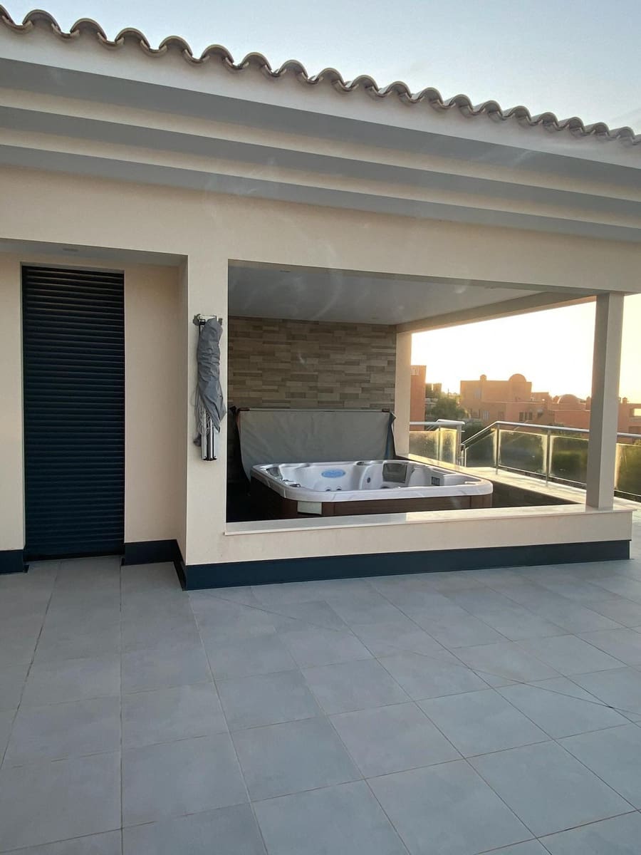 Chalet de 5 habitaciones en Altea en venta con piscina garaje - 3.495.000 € (Ref: 9854459)