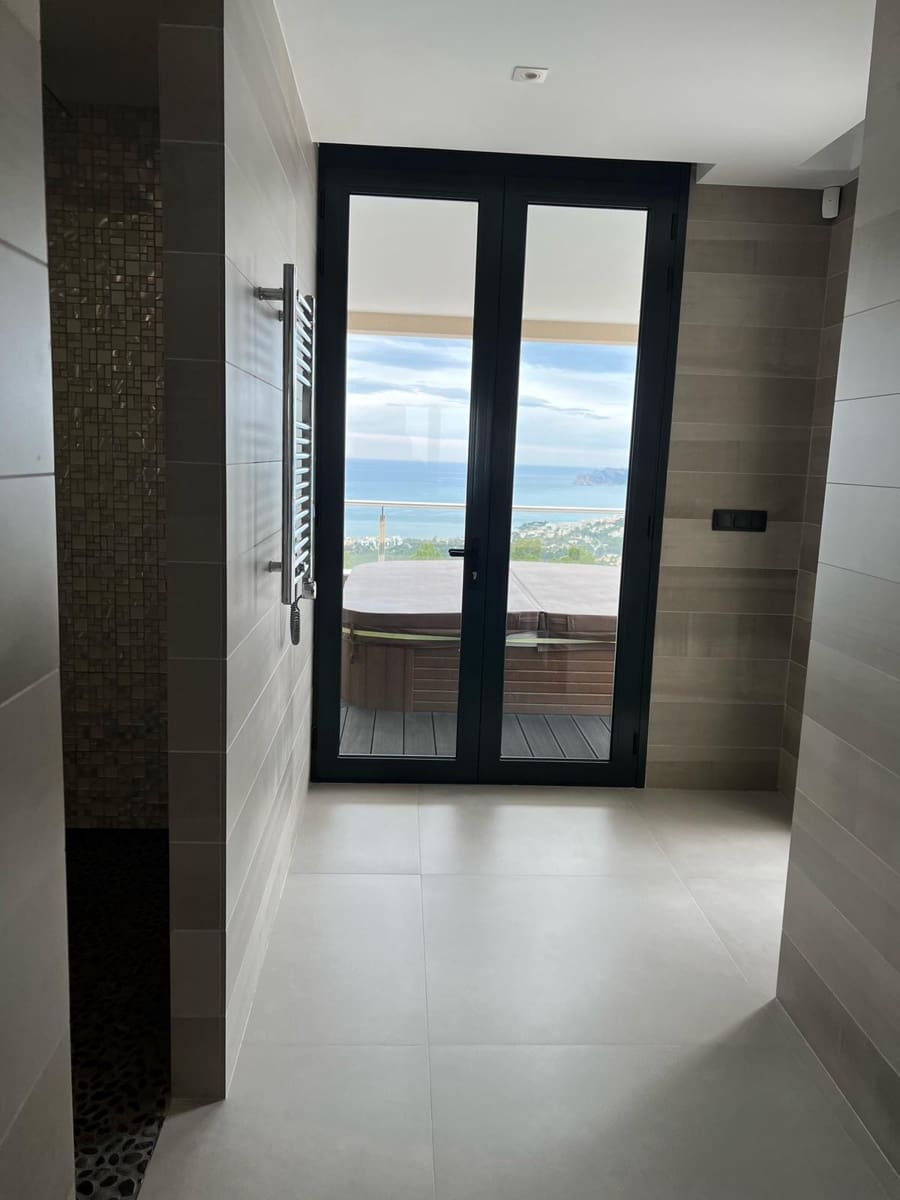 Chalet de 5 habitaciones en Altea en venta con piscina garaje - 3.495.000 € (Ref: 9854459)
