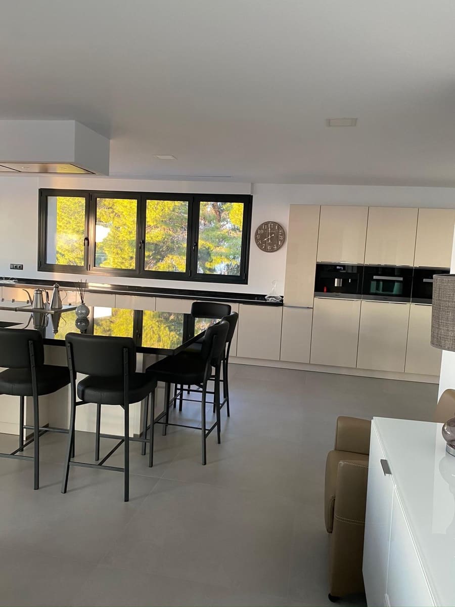 Chalet de 5 habitaciones en Altea en venta con piscina garaje - 3.495.000 € (Ref: 9854459)