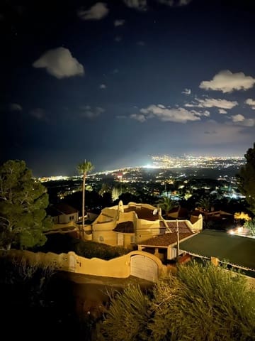 Chalet de 5 habitaciones en Altea en venta con piscina garaje - 3.495.000 € (Ref: 9854459)