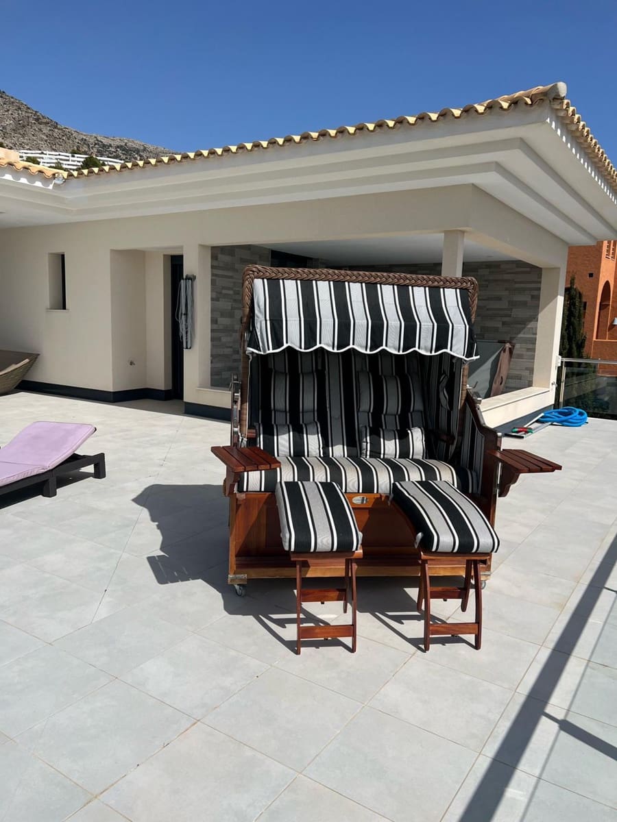 Chalet de 5 habitaciones en Altea en venta con piscina garaje - 3.495.000 € (Ref: 9854459)