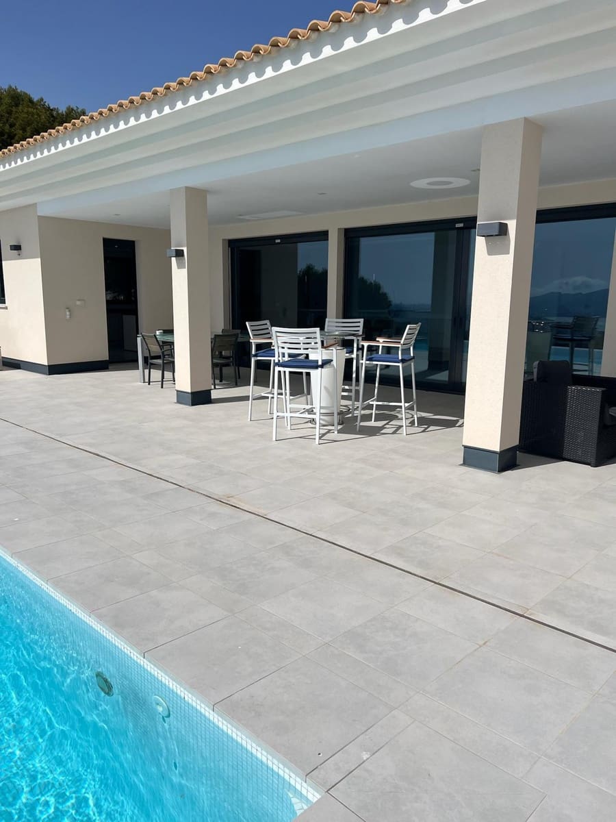 Chalet de 5 habitaciones en Altea en venta con piscina garaje - 3.495.000 € (Ref: 9854459)